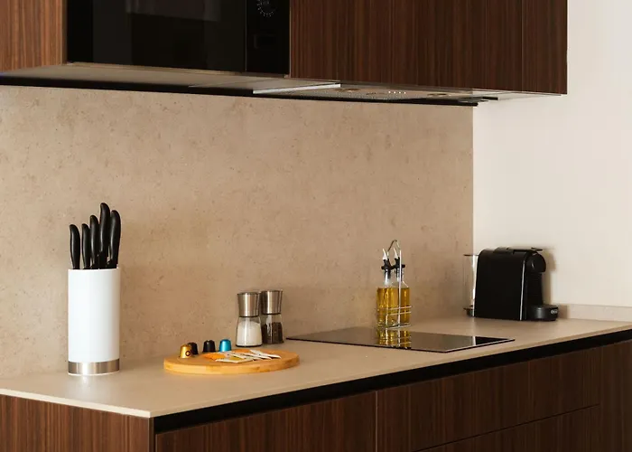 Lejlighedshotel Limehome Juan Antonio Zunzunegui 4*