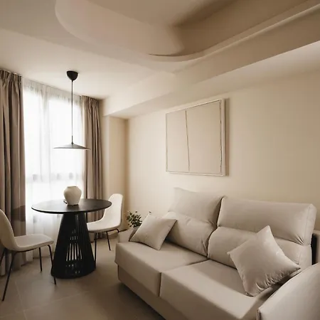 Limehome Juan Antonio Zunzunegui 3*