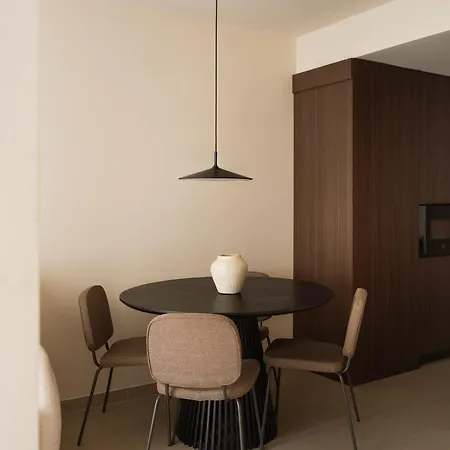 Limehome Bilbao San Mames 3*