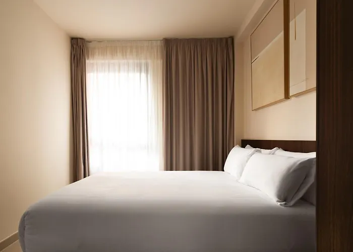 Limehome Juan Antonio Zunzunegui 4* Bilbao