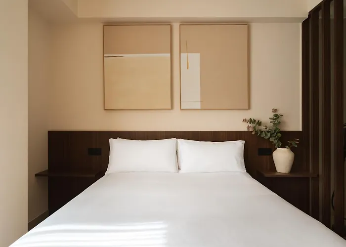 Limehome Juan Antonio Zunzunegui 4*